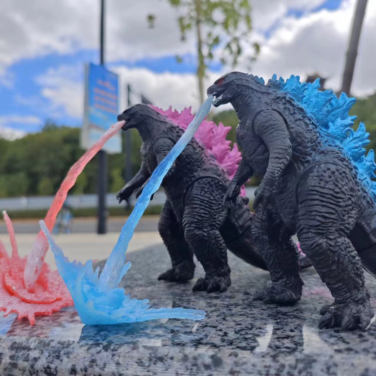 New Godzilla Breath Action Fig - огляд і ціна Renewable Energy Kids
