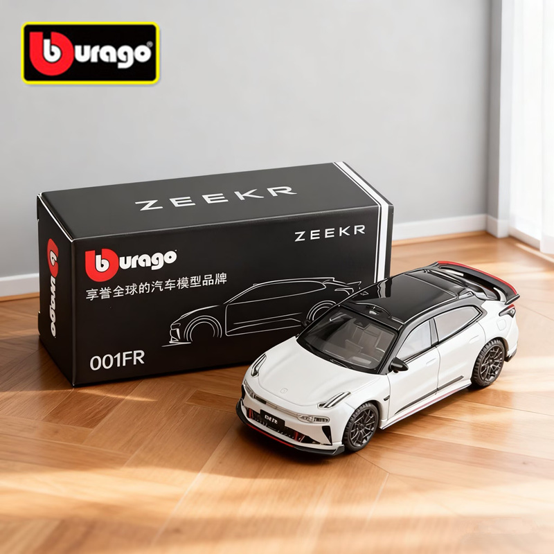 Bburago 1:64 2025 ZEEKR 001 00 - огляд і ціна Renewable Energy Kids